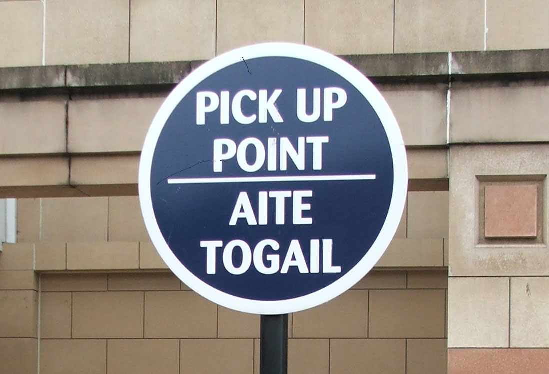 Pick-up point in English and Gaelic
